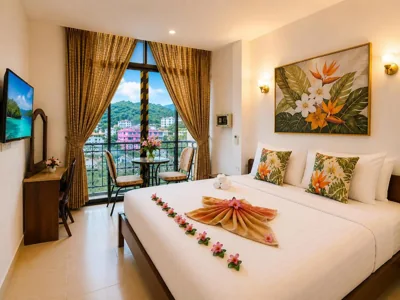 Camera doppia Superior — Happy Holidays - 2 Minutes to Patong Beach